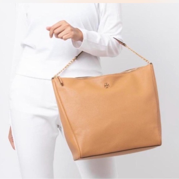 Tory Burch Handbags - Tory Burch Carter Slouchy Hobo Bag